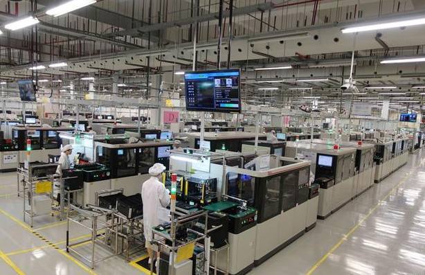 走进华为工厂 从高效制造到智能“智造”的自动化科技蜕变